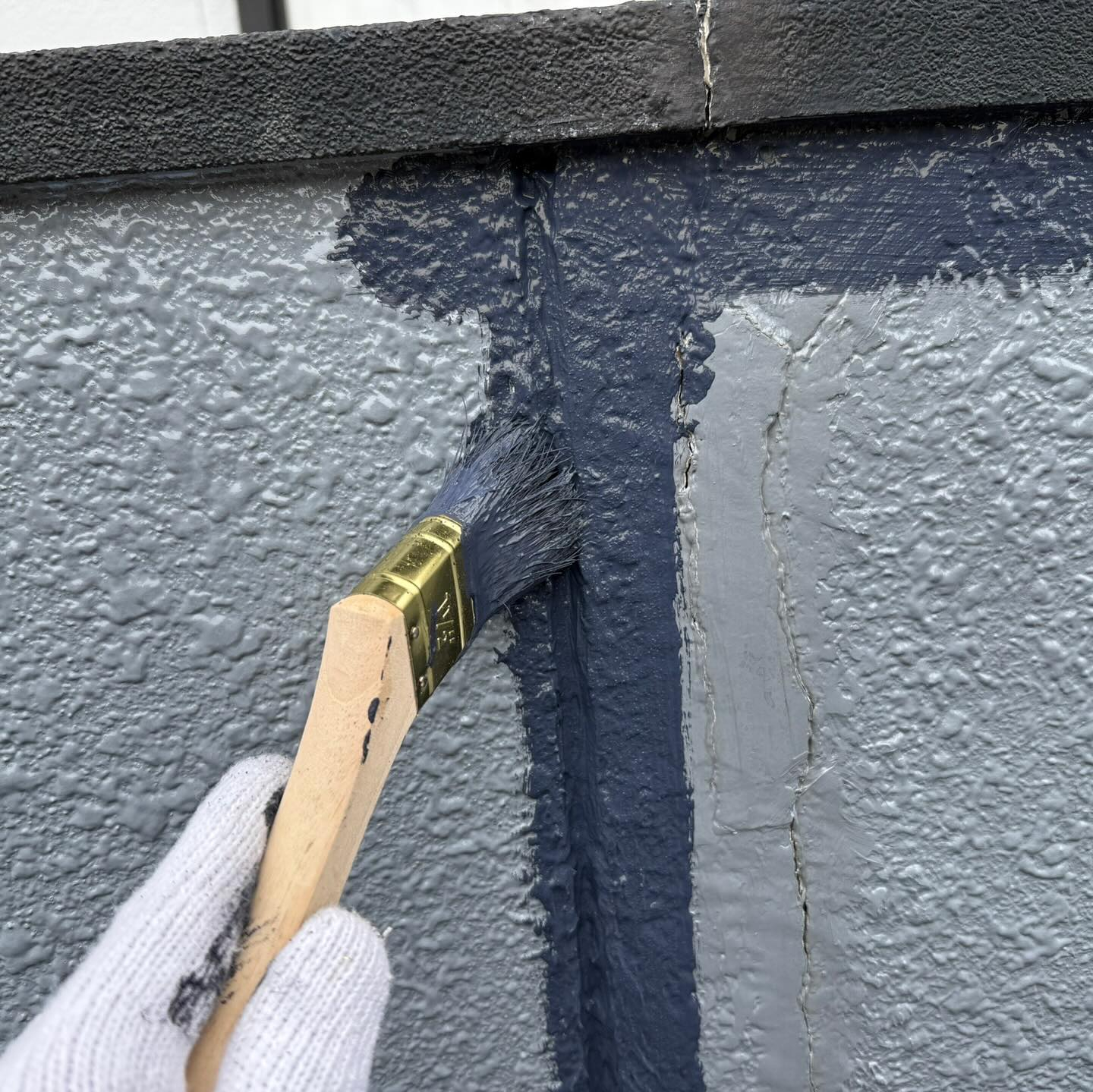 本日、伊勢市にあるＹ様邸の塀塗装が無事完成しました！🎉 