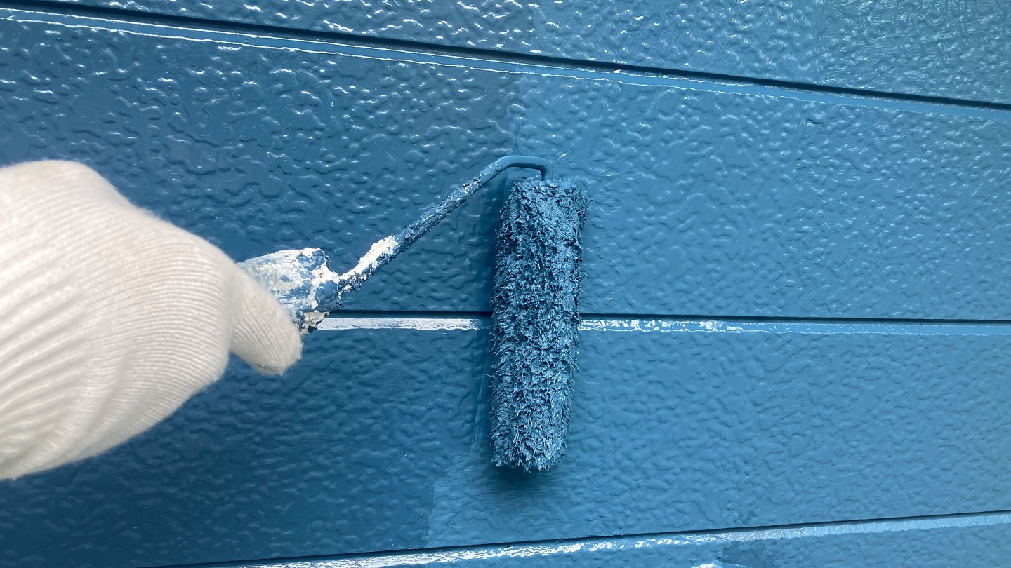 多気郡のN様邸で行われた外壁の上塗り作業の様子をお届けします...