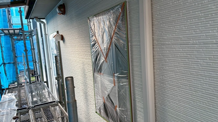 本日は松阪市O様邸邸にて、充実したシーリング作業を行いました...