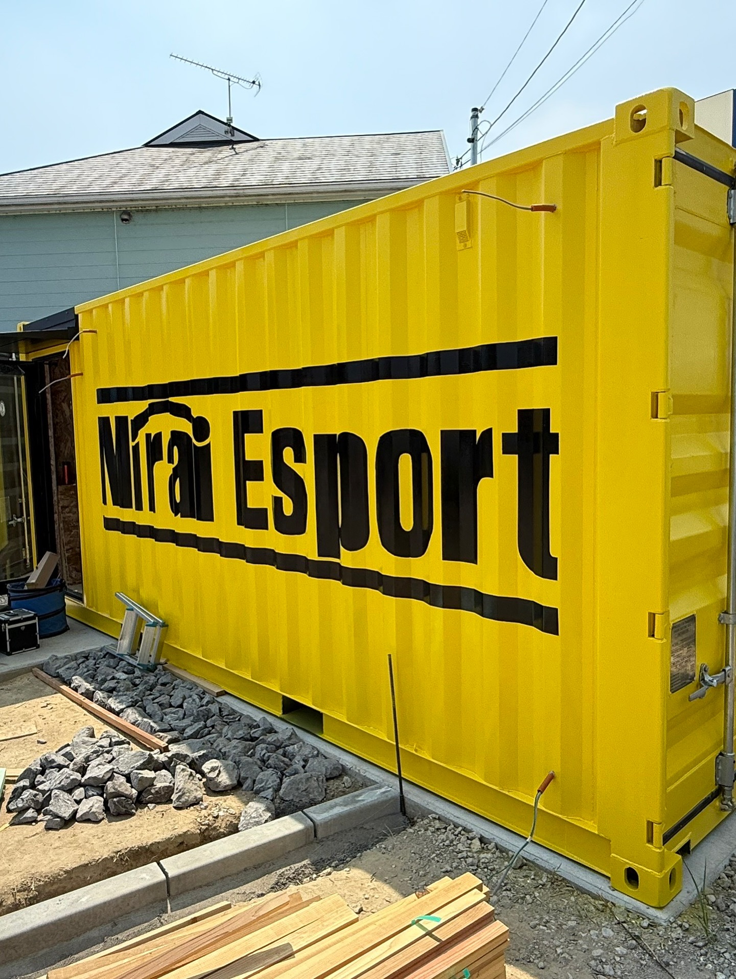 今回は、日頃からお世話になっている社長様のご依頼で、素敵なコ...