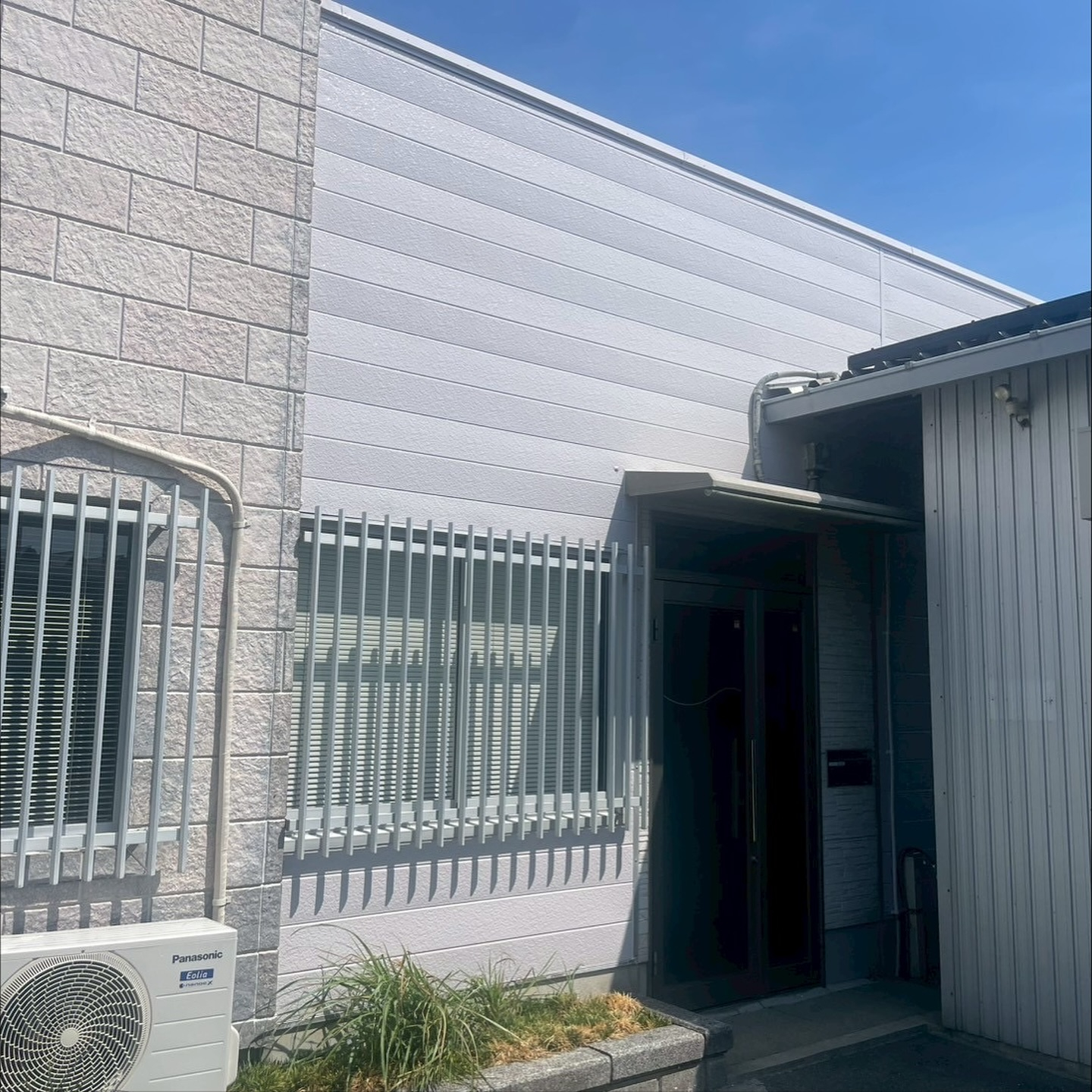 商工会議所青年部で大変お世話になった先輩方の事務所にて、塗り...