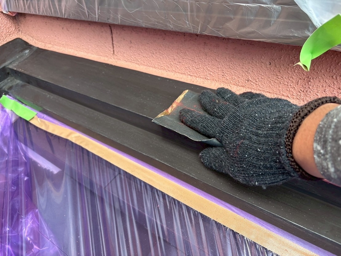 松阪市平成町のK様邸の外壁塗装が終盤に差し掛かっています!