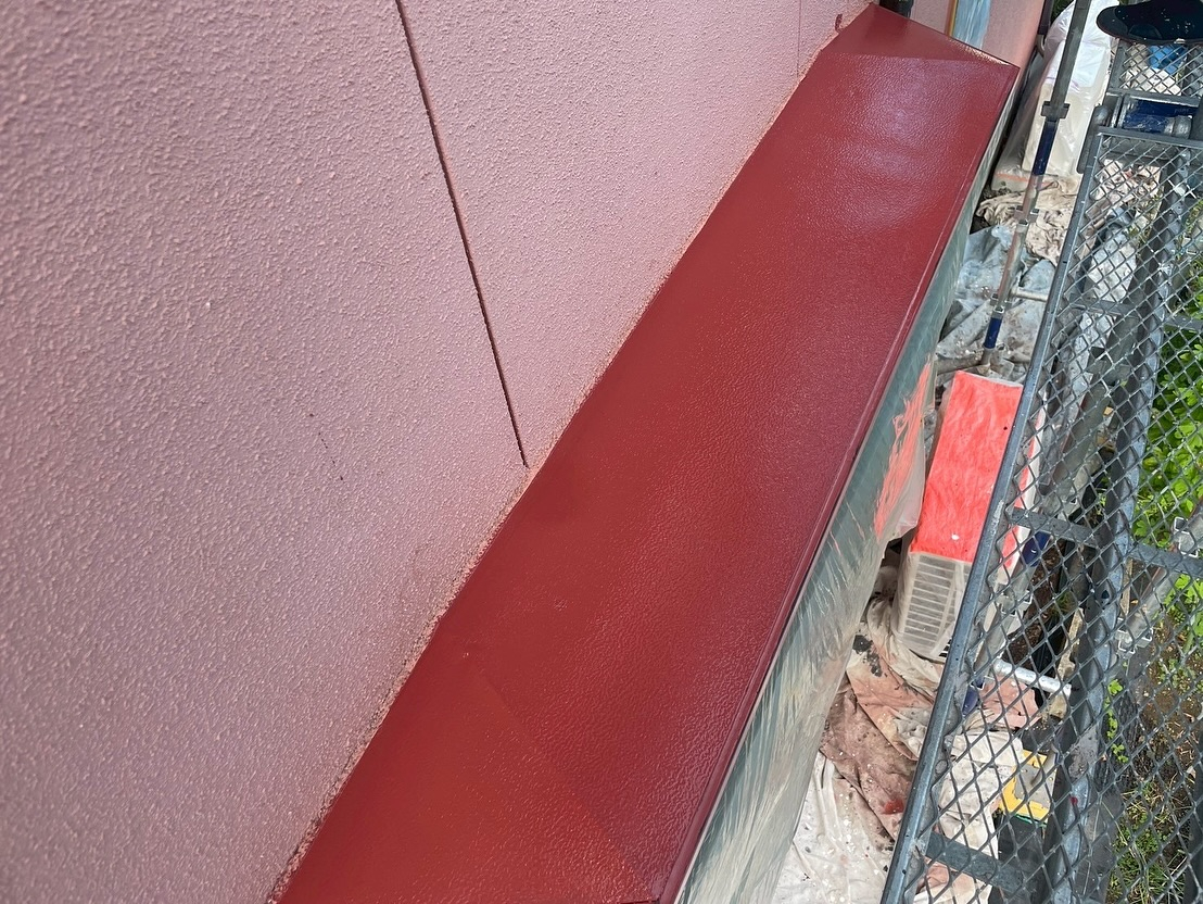 松阪市平成町のK様邸の外壁塗装が終盤に差し掛かっています!