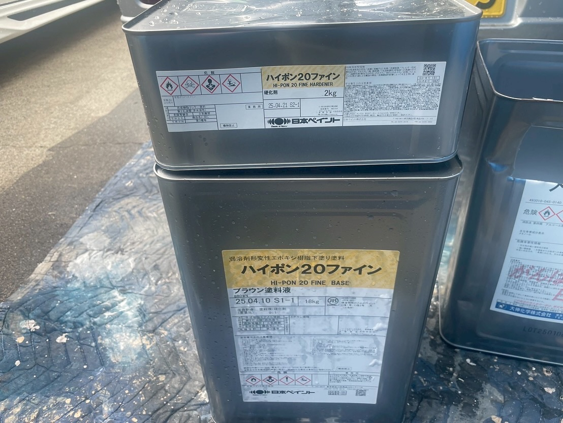 松阪市平成町のK様邸の外壁塗装が終盤に差し掛かっています!